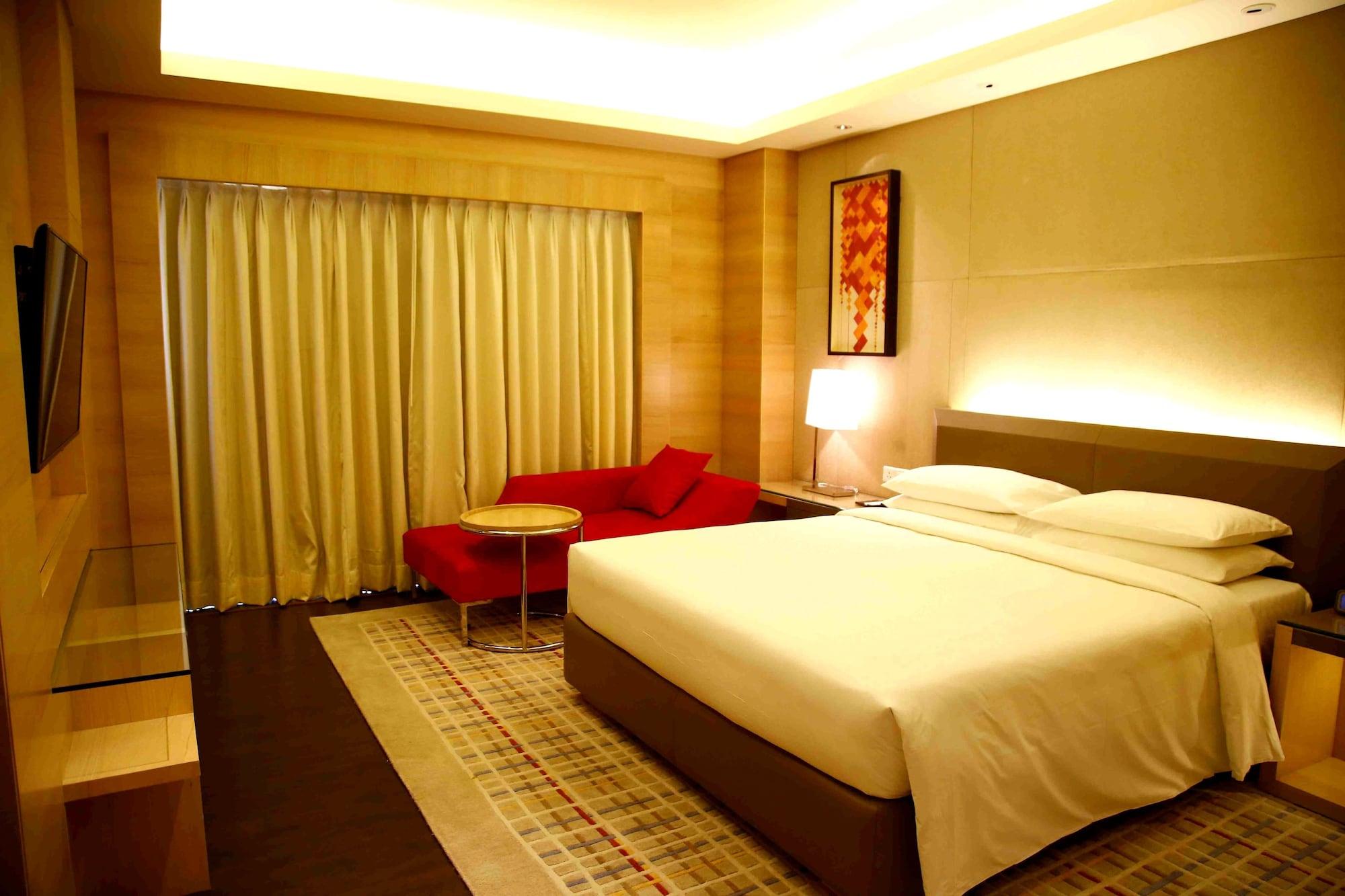 昌迪加尔凯悦酒店 Chandīgarh 外观 照片 A room at the hotel