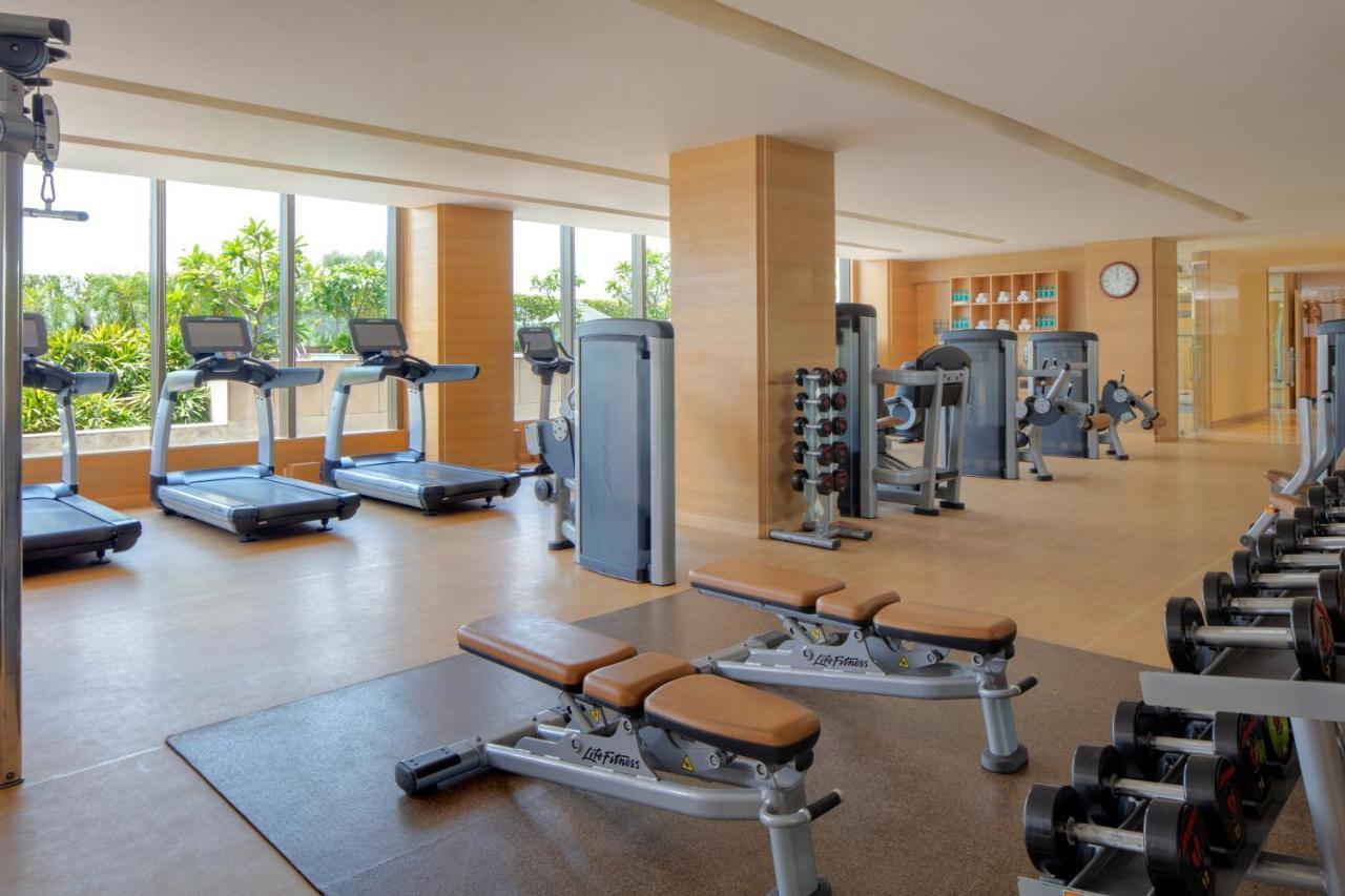 昌迪加尔凯悦酒店 Chandīgarh 外观 照片 The gym at the Westin Hyderabad