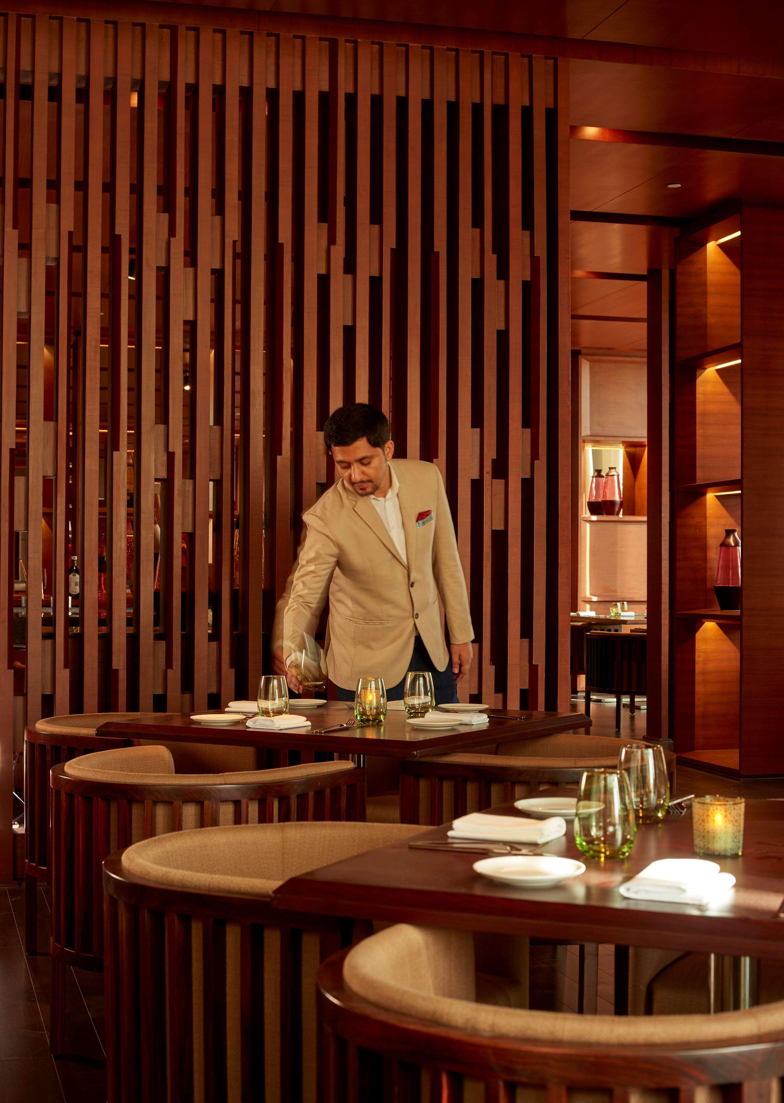 昌迪加尔凯悦酒店 Chandīgarh 外观 照片 A restaurant in India