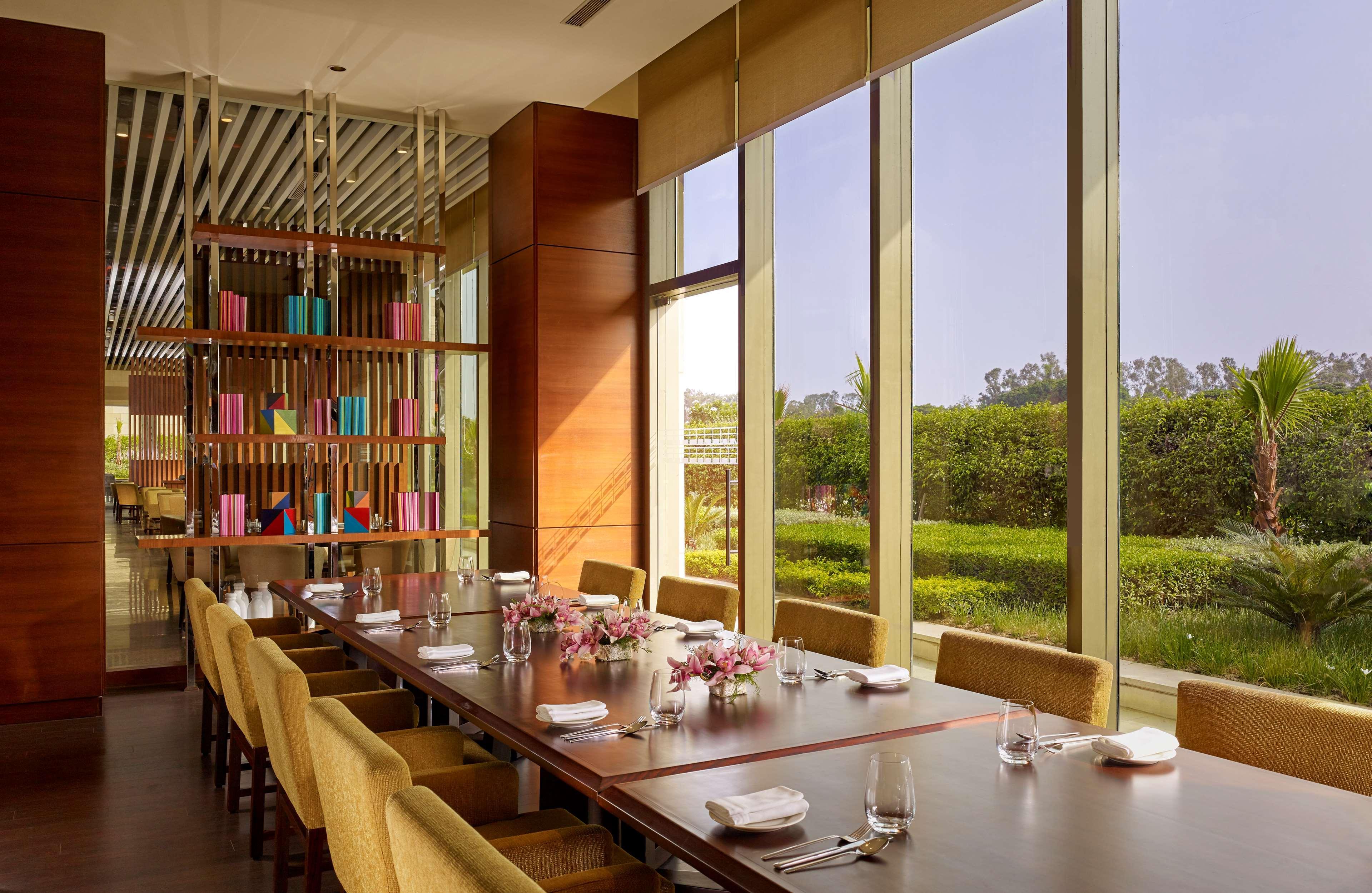 昌迪加尔凯悦酒店 Chandīgarh 外观 照片 The Park, New Delhi
