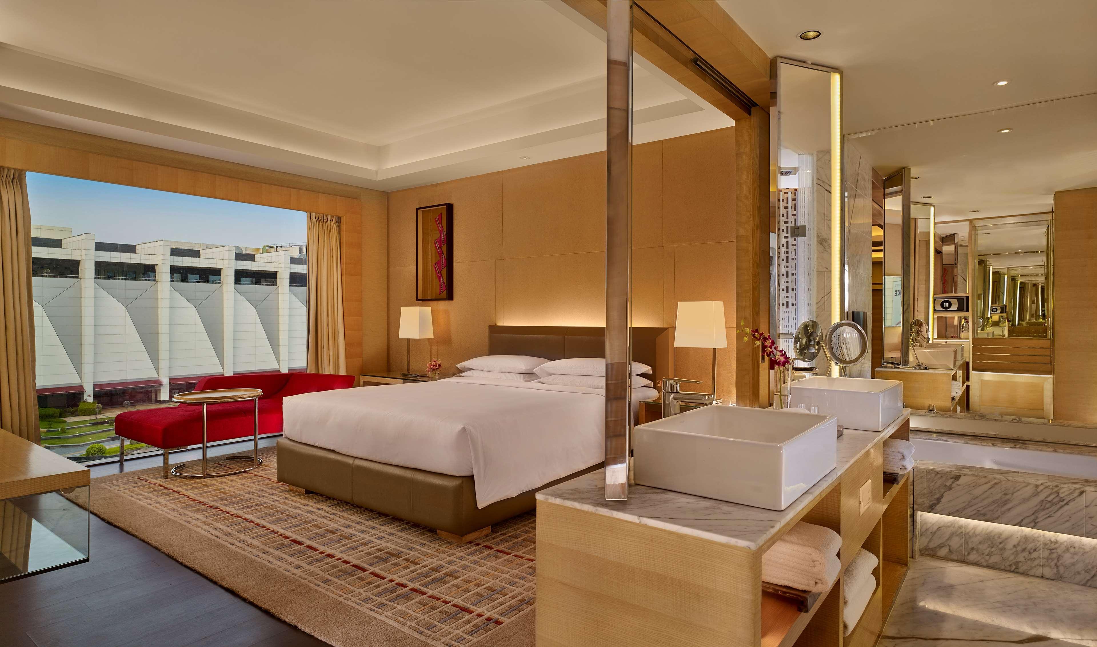 昌迪加尔凯悦酒店 Chandīgarh 外观 照片 A suite at the hotel